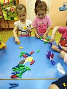 Развитие мелкой моторики. "Прищепки"